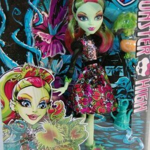 MONSTER HIGH VENUS MCFLYTRAP GLOOM AND BLOOM 2014